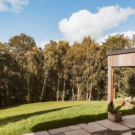 Nant-Y-Coed Lodges Mochdre  Exterior photo